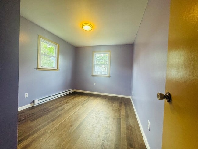 Building Photo - 201 Eastland Rd