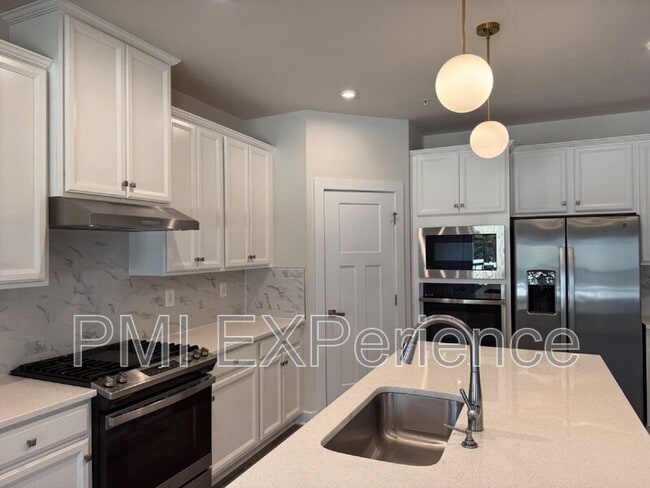 Building Photo - 2609 Skeeter Ct