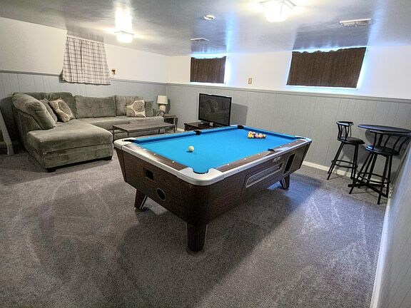 Building Photo - 5627 S Sprinkle Rd