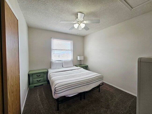 Building Photo - 7486 Liberty Bell Dr