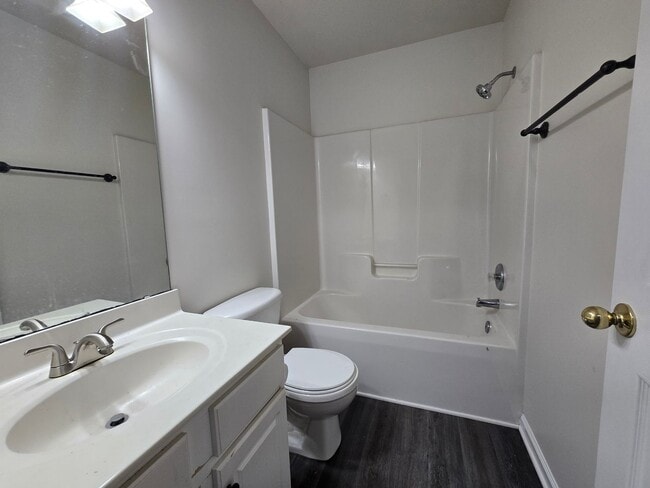 Building Photo - 802 Sutter Gate Ln