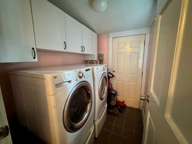 Building Photo - Great 3 Bed 2 Bath Home in Seminole Heights