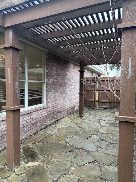 Building Photo - 1315 E Brown St