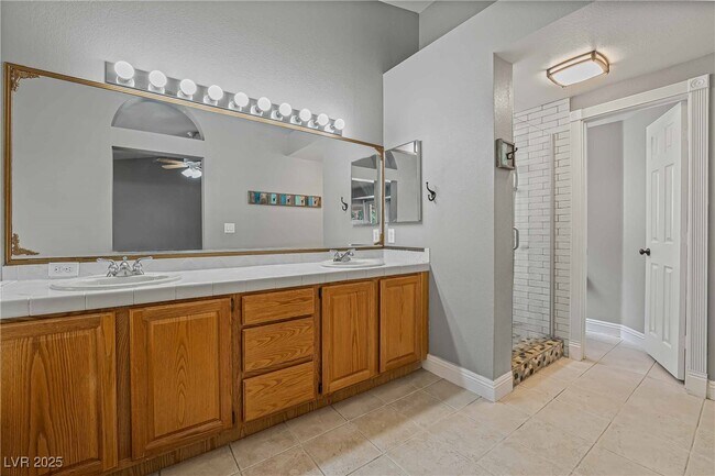 Building Photo - 3032 Pier Harbor Dr