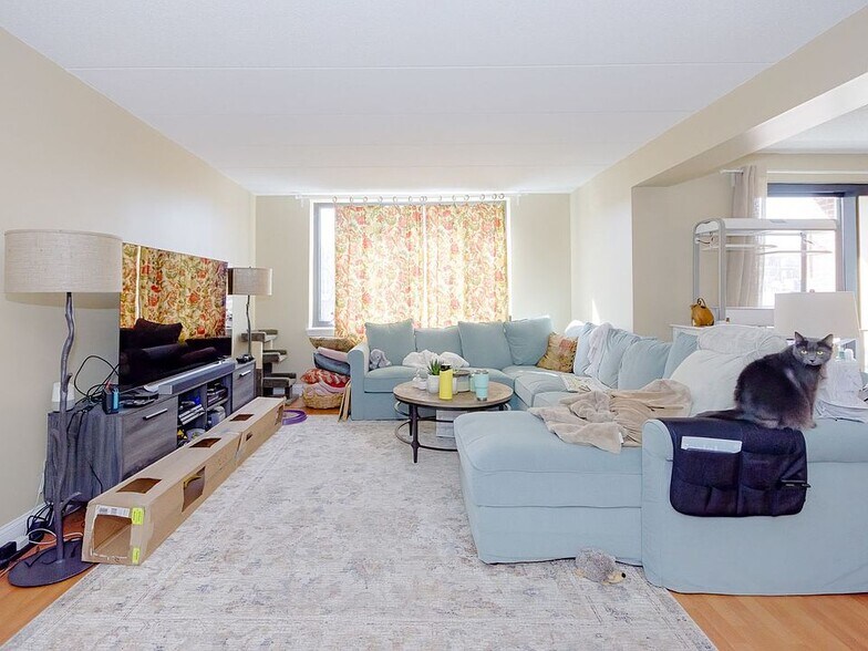 Primary Photo - 85 Brainerd Rd