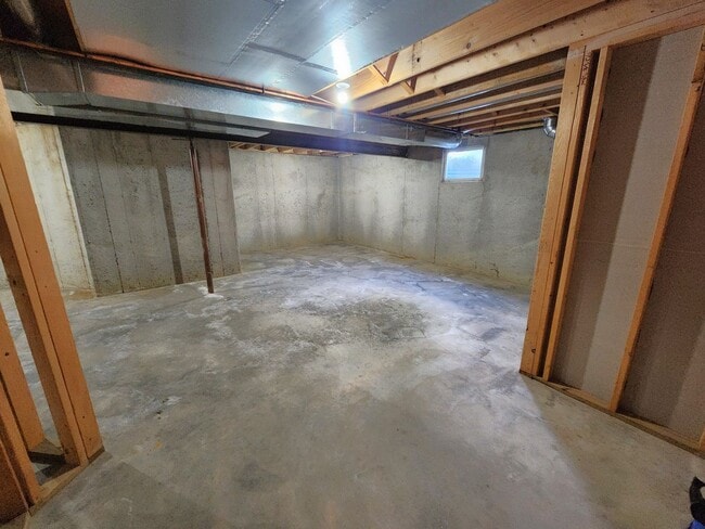 Building Photo - 3612 SW Ashworth Ct