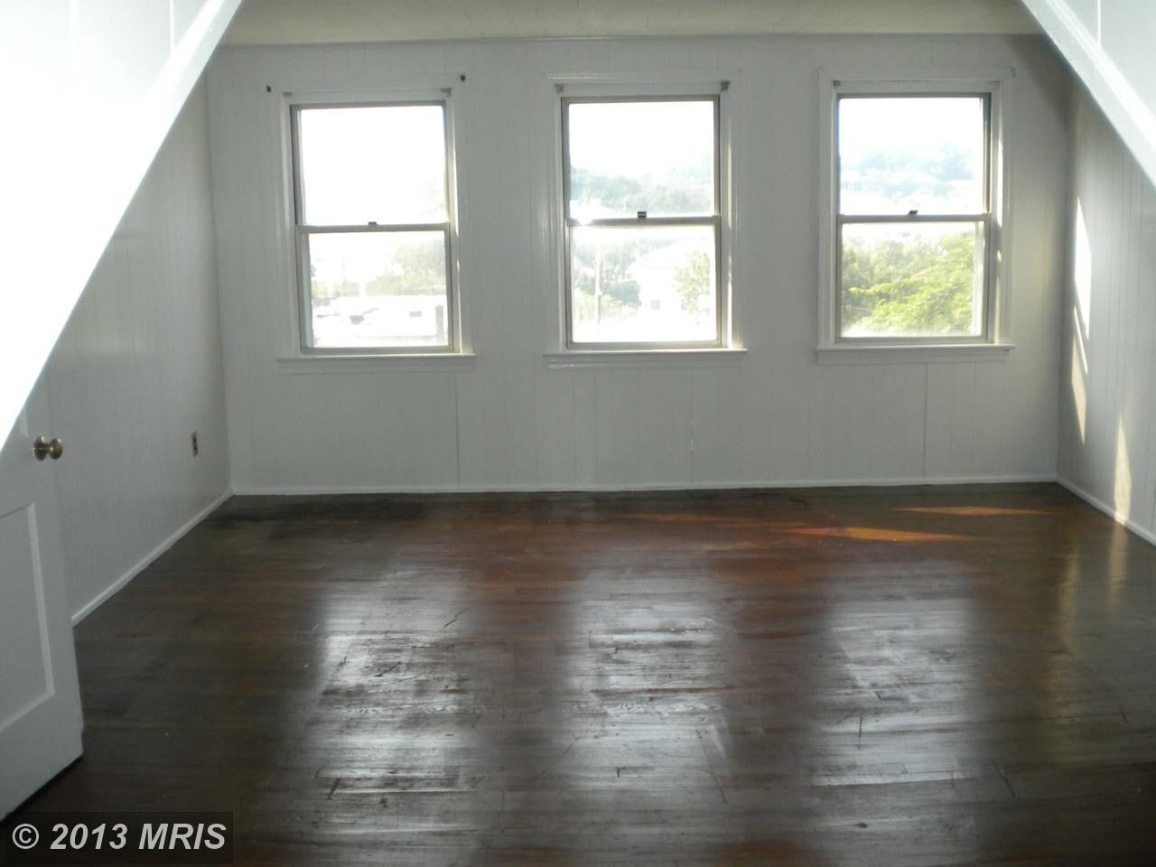 Other side of sunny master bedroom. Very private - 3967 Ames St NE