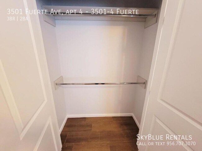 Building Photo - 3501 Fuerte Ave