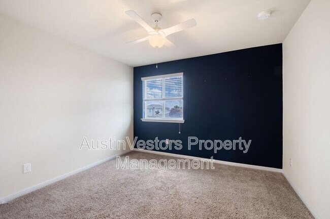 Building Photo - 730 Lost Pines Ln