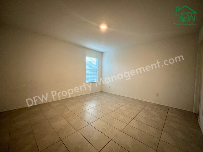 Building Photo - Charming 3-Bedroom Home for Lease in Quiet Little Elm Neighborhood!