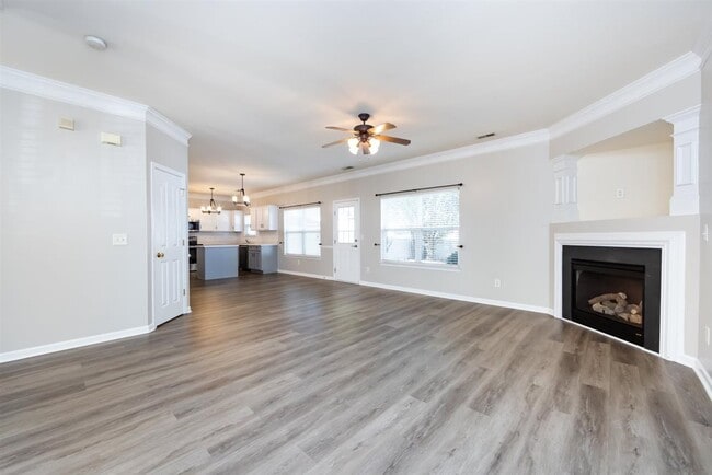 Building Photo - 4811 Sunburst Ln