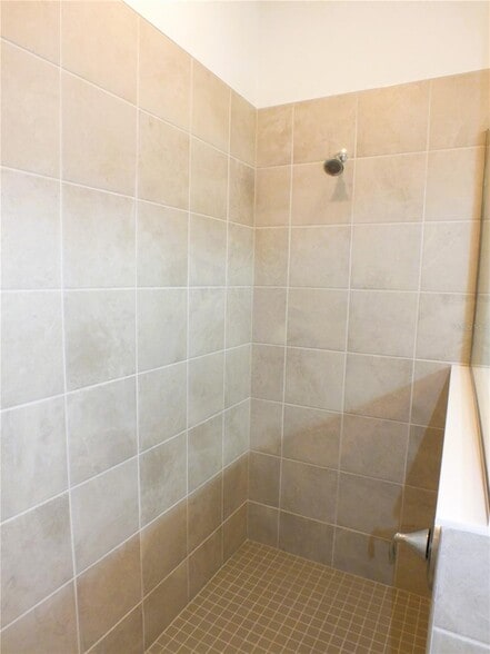 Building Photo - 19125 Moscato Ct