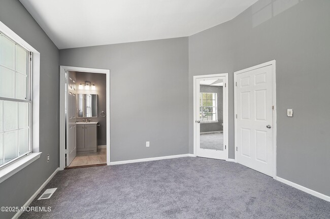 Building Photo - 17 Mainbraid Ct