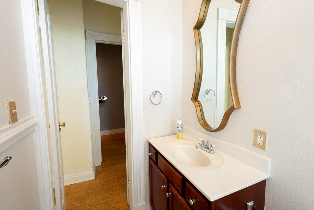 Building Photo - 442 Court St