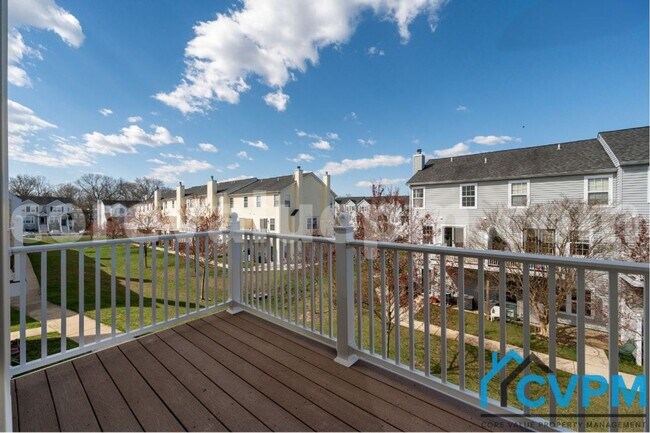 Building Photo - 1691 Fallowfield Ct