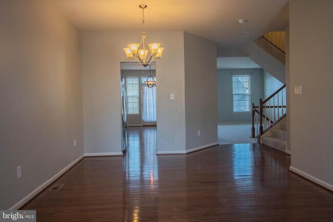 Building Photo - 143 Margaretta Dr