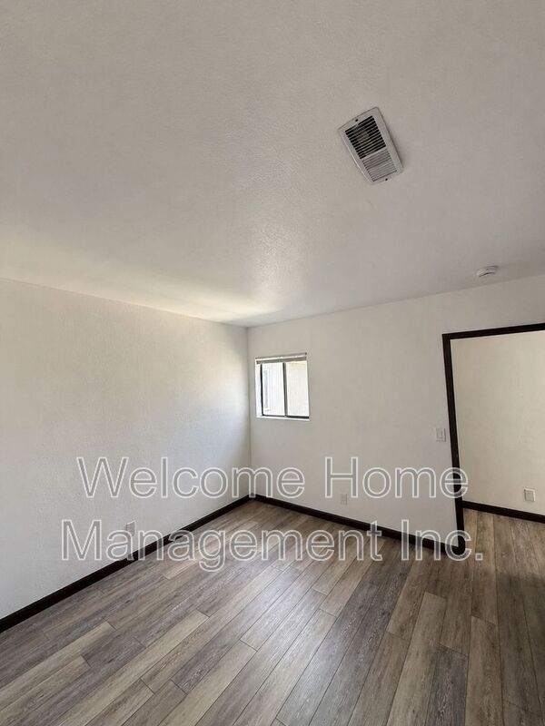 Building Photo - 663 F St