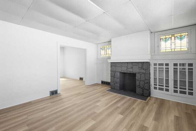 Building Photo - 2810 Freeland St