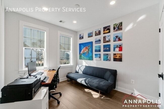 Building Photo - 285 West St