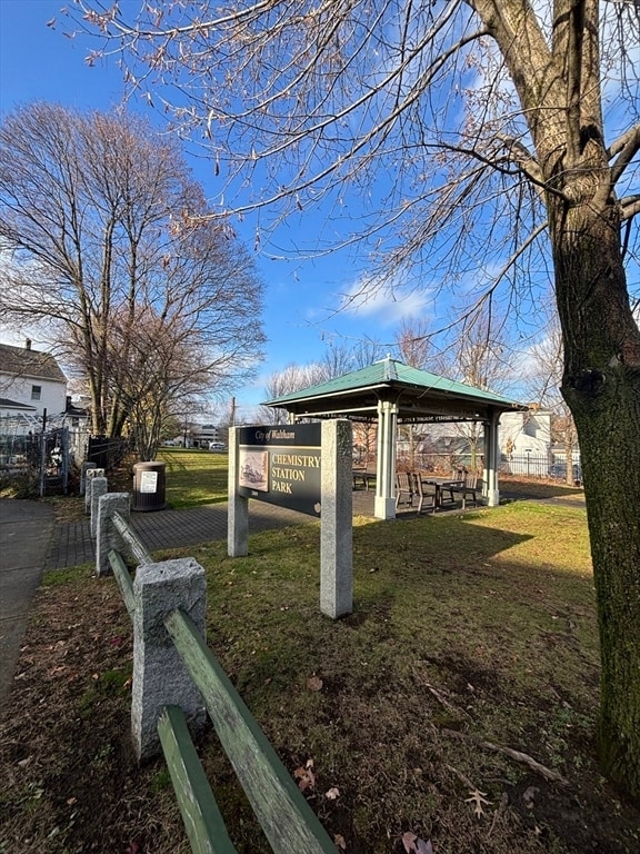 Building Photo - 33 Gorham St