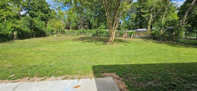 Building Photo - 3608 Princeton Rd