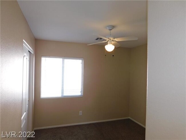 Building Photo - 2413 Belt Buckley Dr