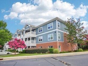Building Photo - 1000 Broadstone Way