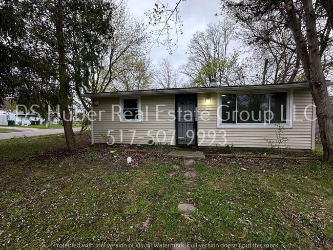 Building Photo - 2303 Fielding-