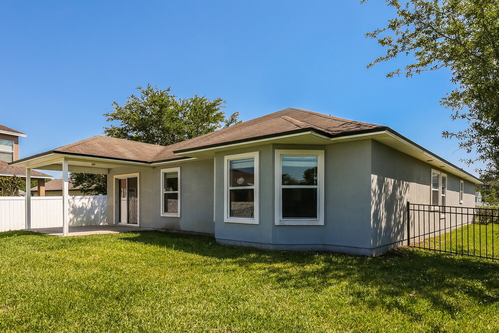 Building Photo - 1033 Bains Lake Dr