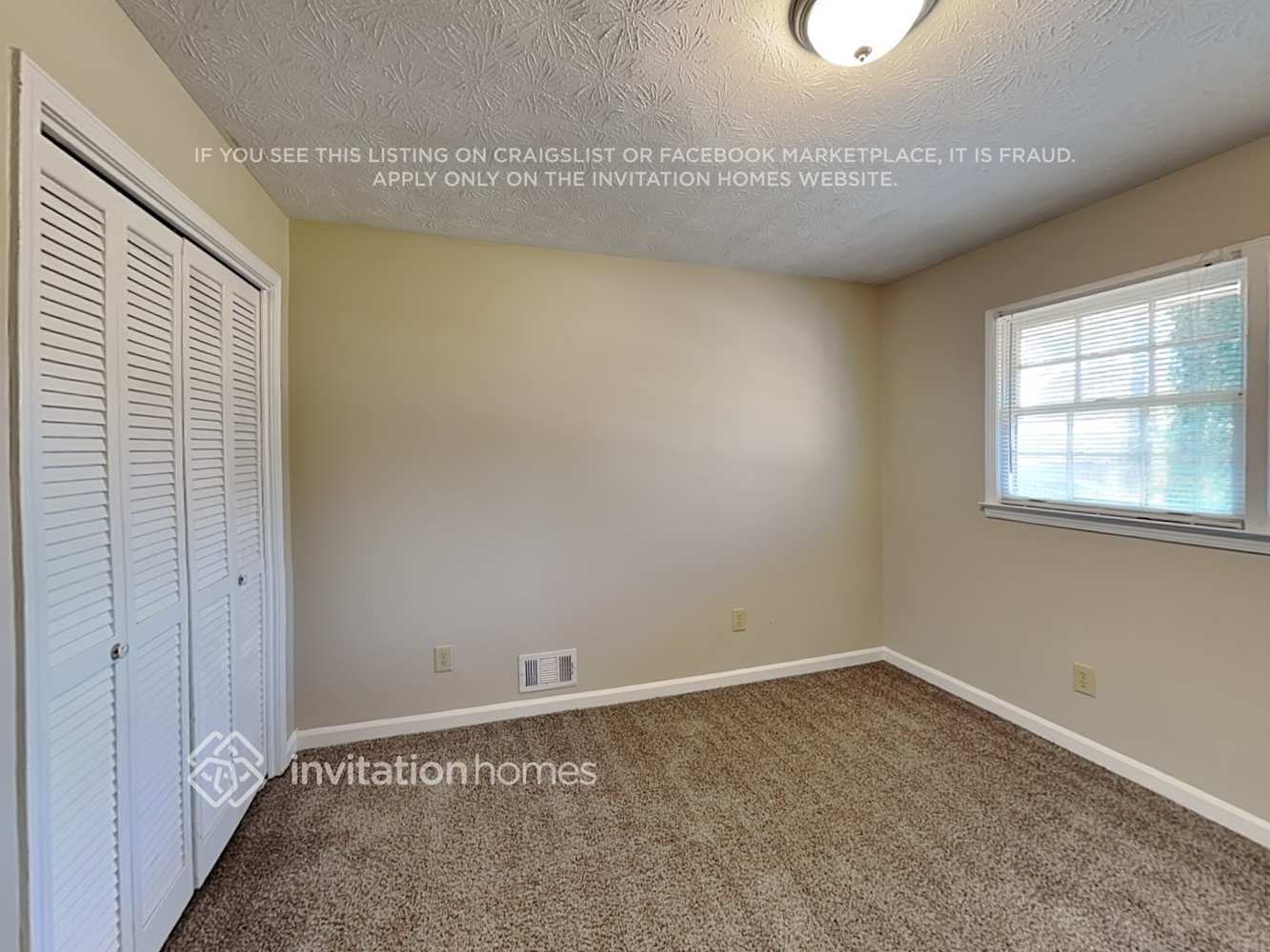 Building Photo - 2882 Lakemont Pl SW