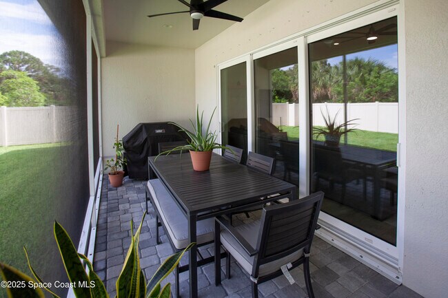 Building Photo - 4305 Negal Cir