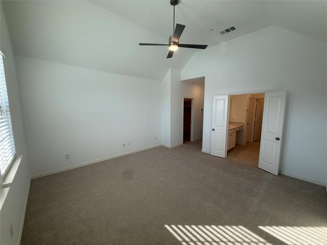 Building Photo - 724 4th St