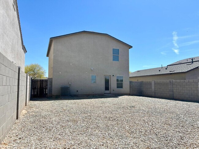 Building Photo - 1660 S Wooten St