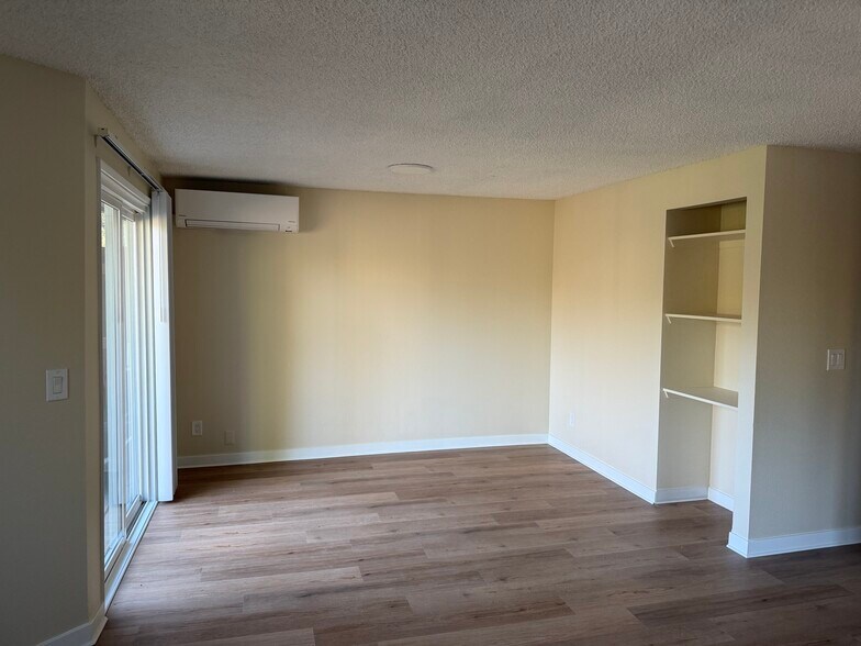 Dining Room - 6309 SW Valley Ave