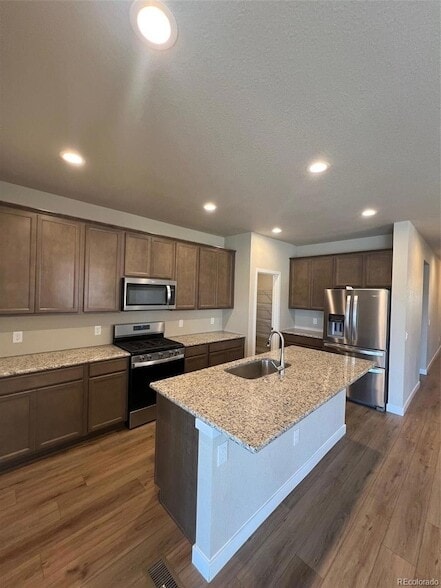 Building Photo - 3987 Wyedale Wy