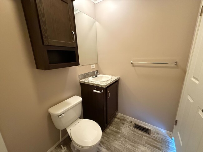 Building Photo - 11750 Cascade Cir
