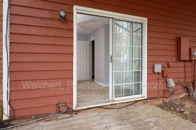 Building Photo - 13 Tarawa Terrace