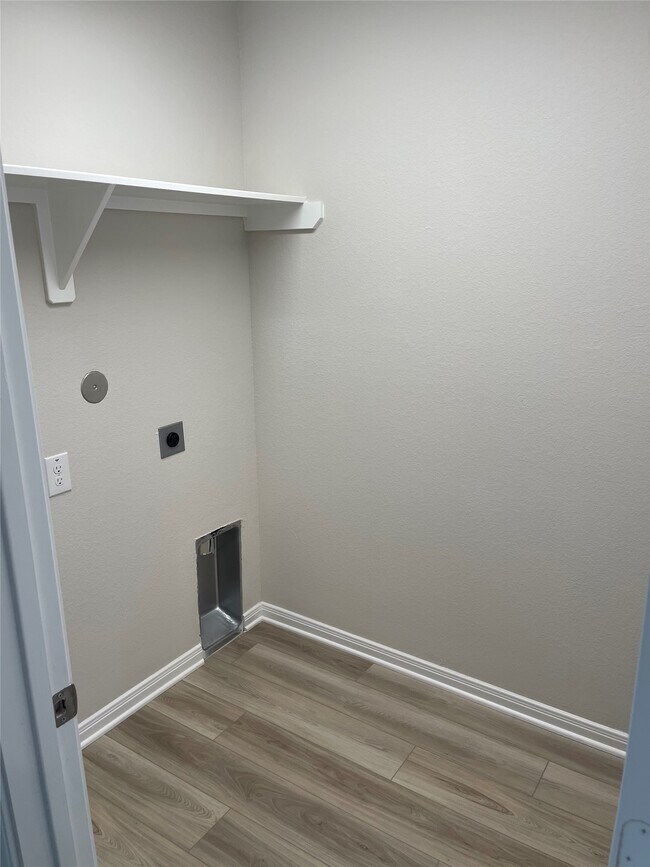 Building Photo - 2671 Sagedale Dr