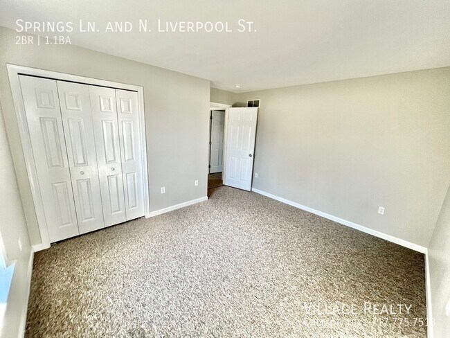 Building Photo - 155 Springs Ln