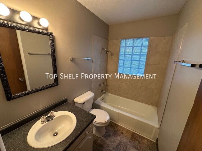 Building Photo - 6401 Lincoln Ave