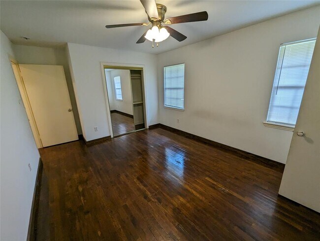 Building Photo - 4604 Gunter St