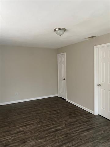 Building Photo - 2405 Jennings Ave