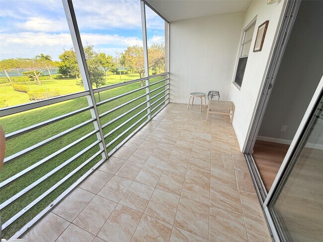 Building Photo - 2017 Newcastle A