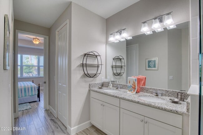 Building Photo - 1131 Fins Up Ct