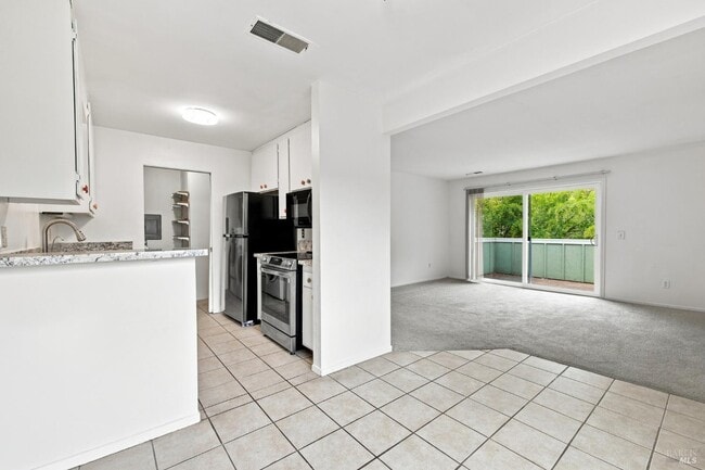 Building Photo - 184 Agua Caliente Rd W