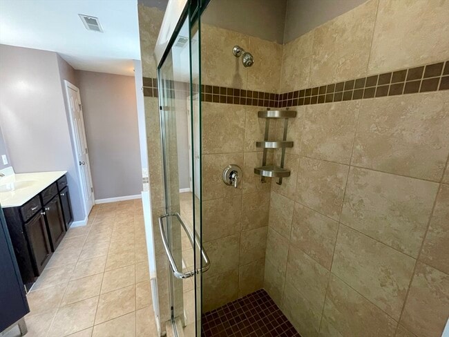 Building Photo - 84 C St