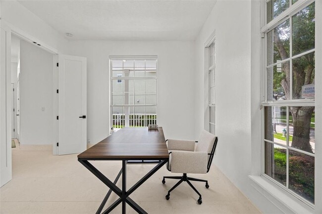Building Photo - 5927 Caymus Loop