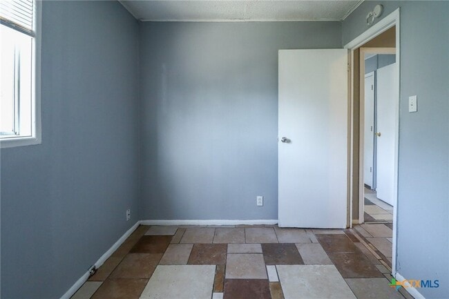 Building Photo - 1309 Greenwood Ave