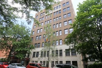 Building Photo - 817 W Lakeside Pl
