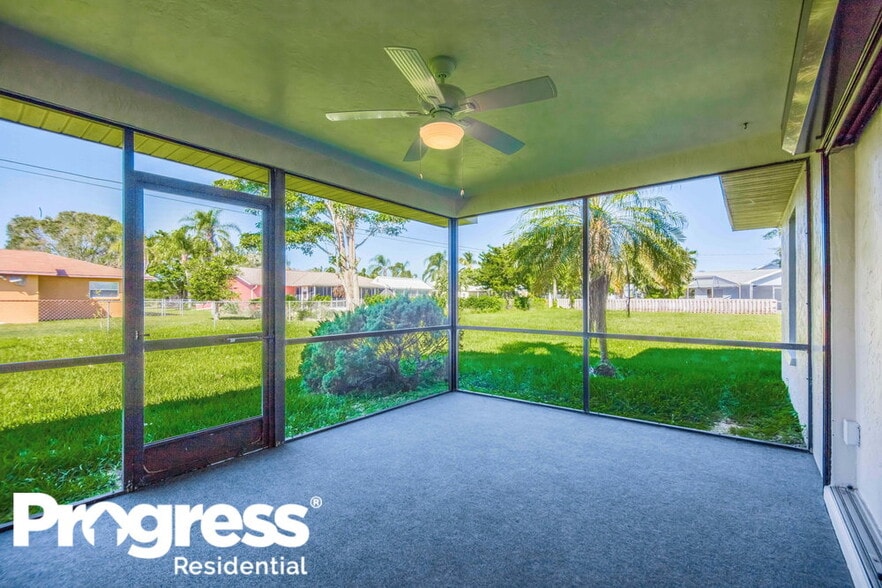 Building Photo - 3308 SW 6th Pl